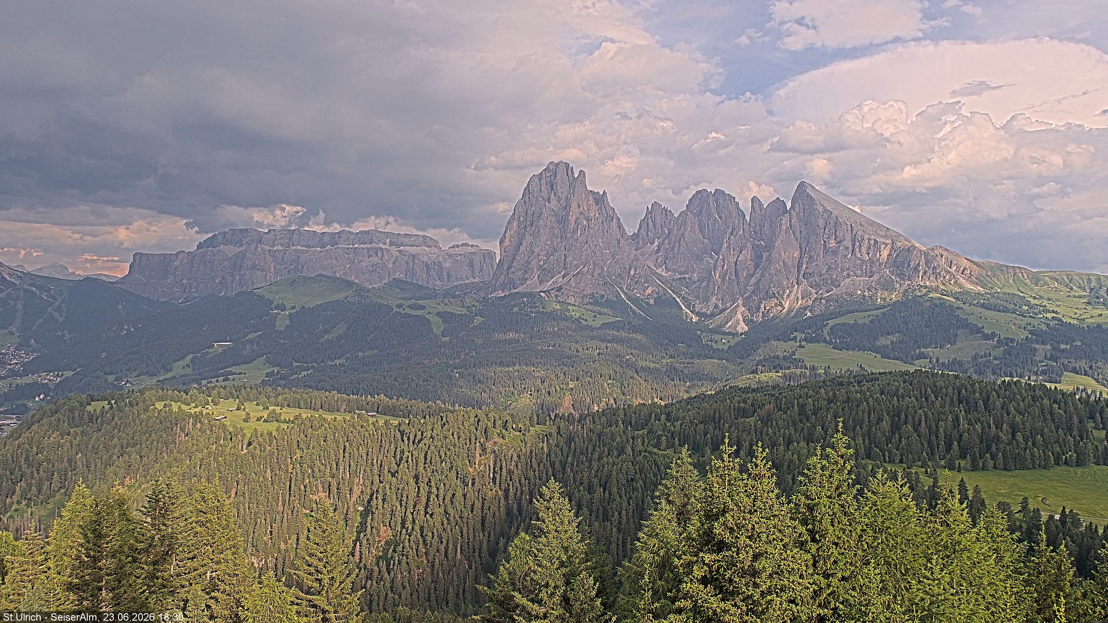 Archiv Foto Webcam Ausblick Seiser Alm
