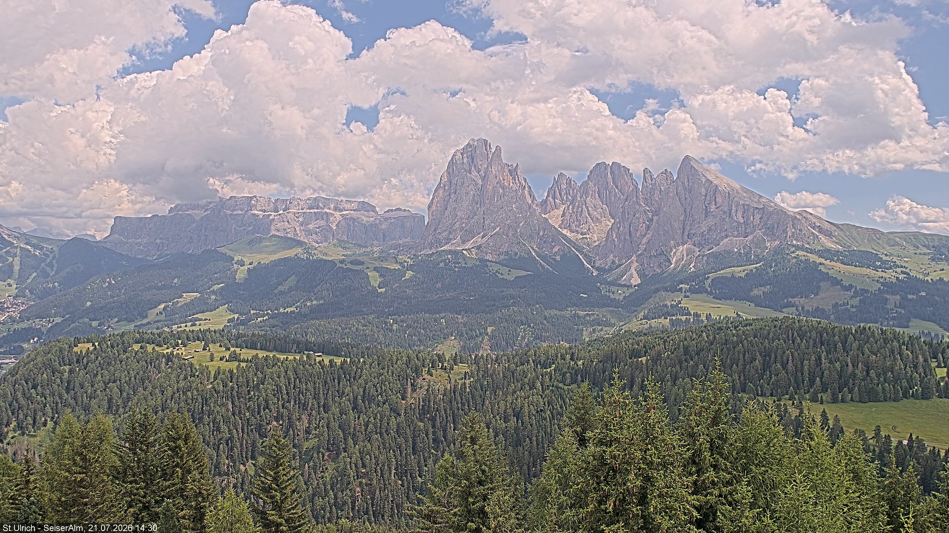 Archived image Webcam Vista Alpe di Siusi