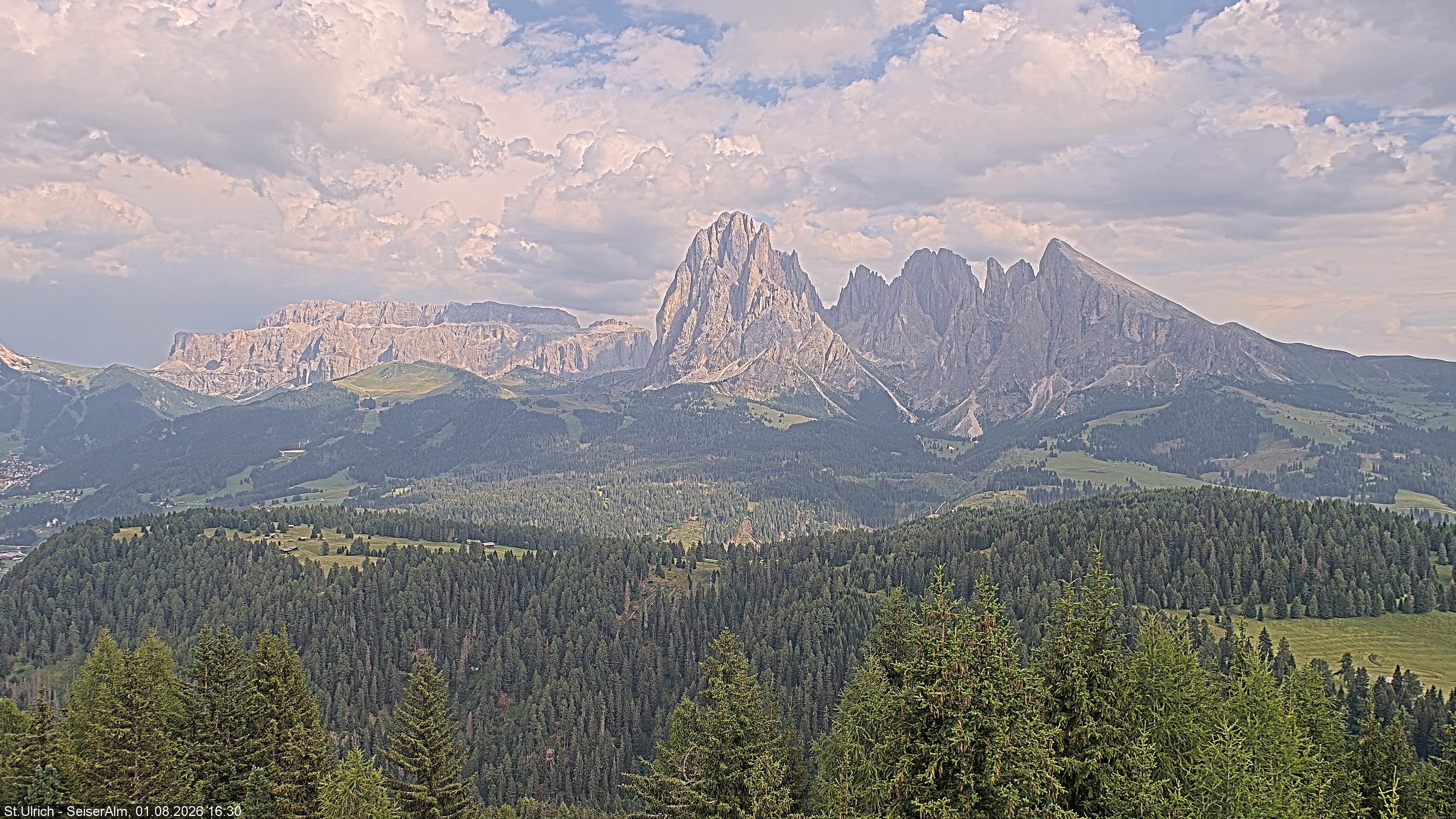 Archived image Webcam Vista Alpe di Siusi