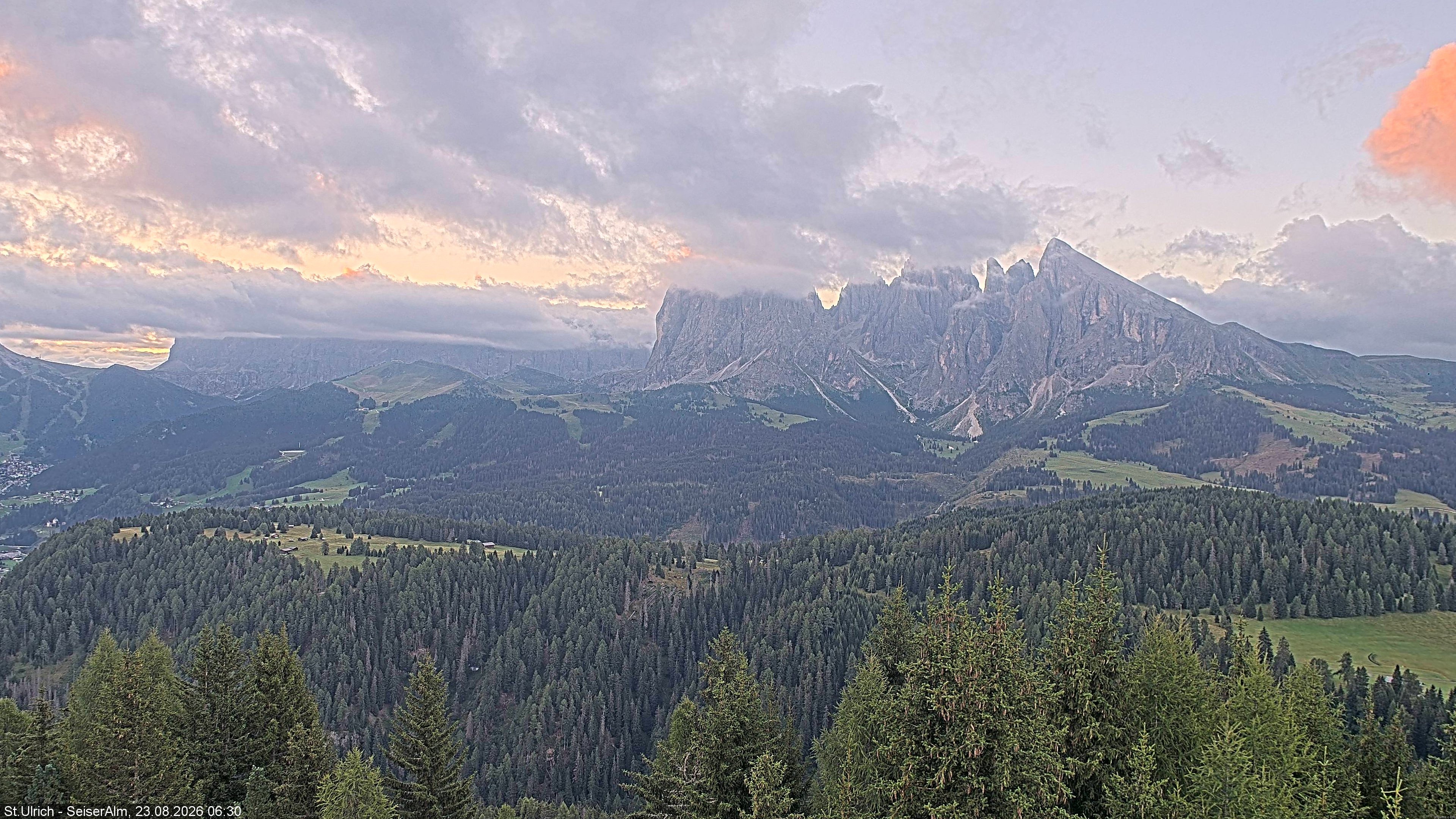 Archived image Webcam Vista Alpe di Siusi
