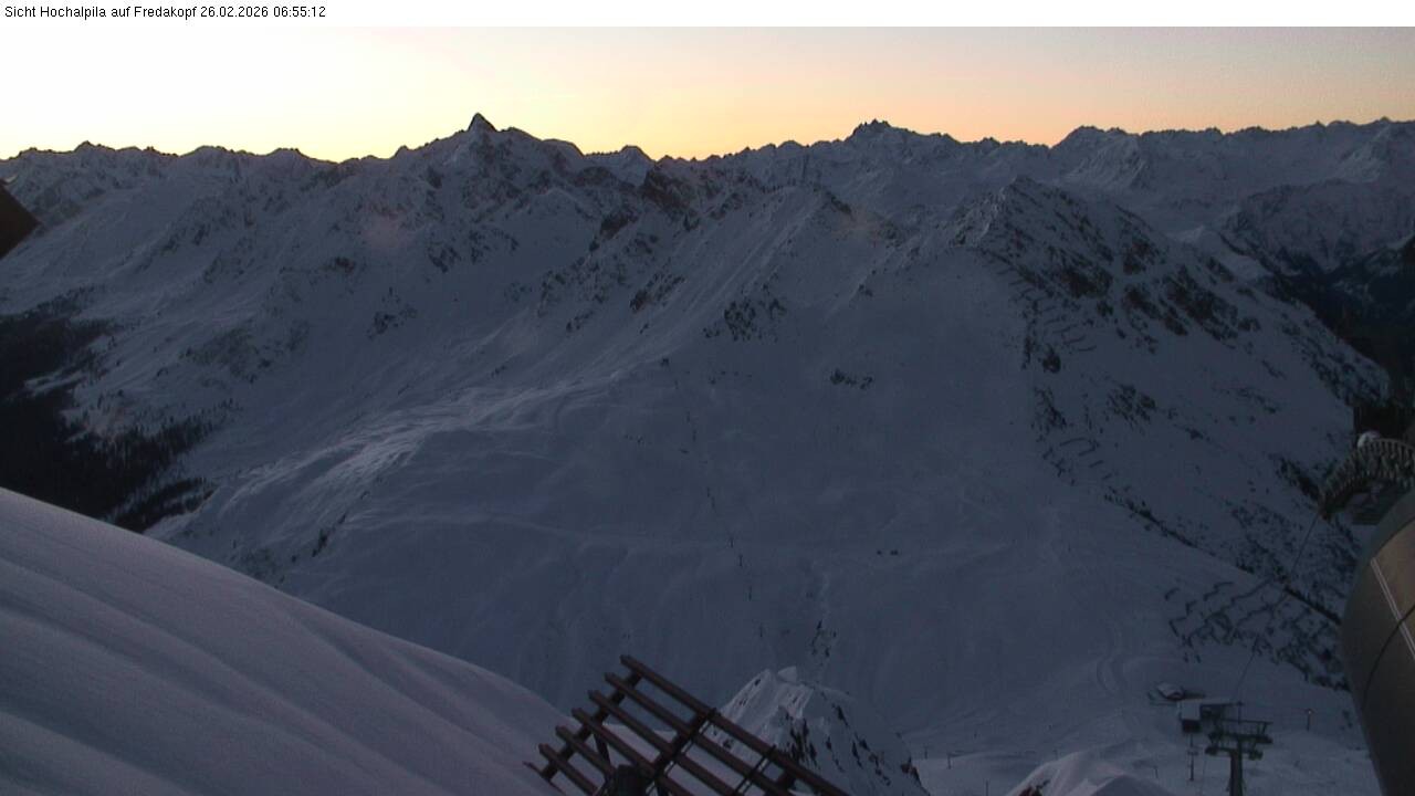 Archived image Webcam Hochalpila Gondola 