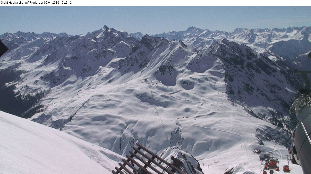 Archived image Webcam Hochalpila Gondola 