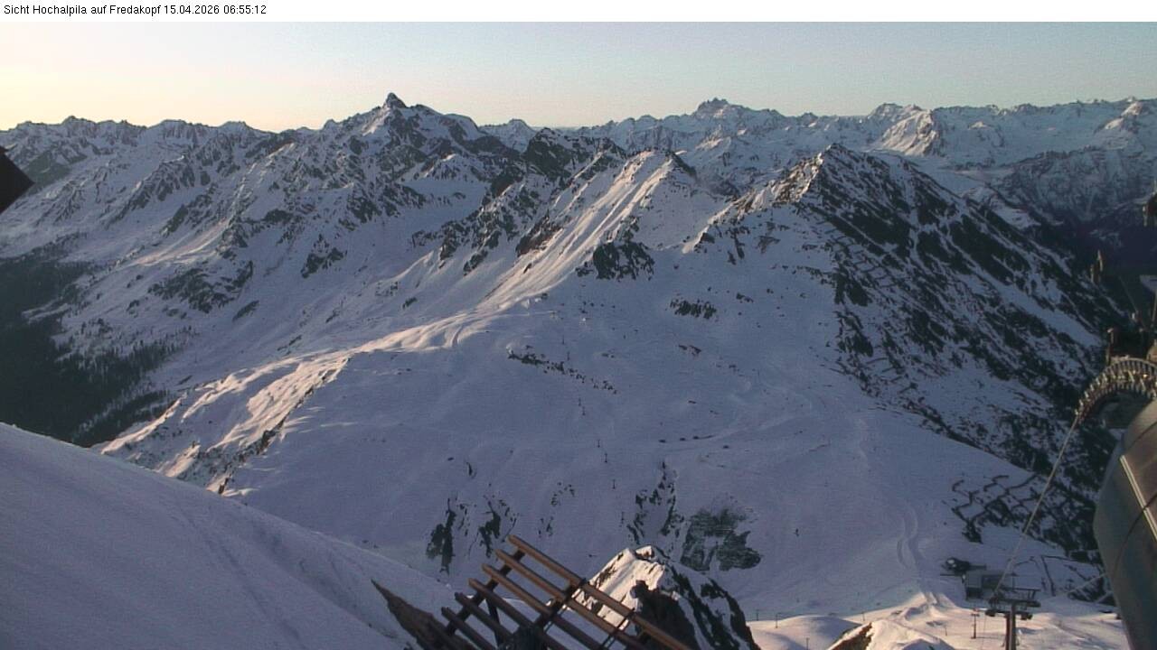 Archived image Webcam Hochalpila Gondola 