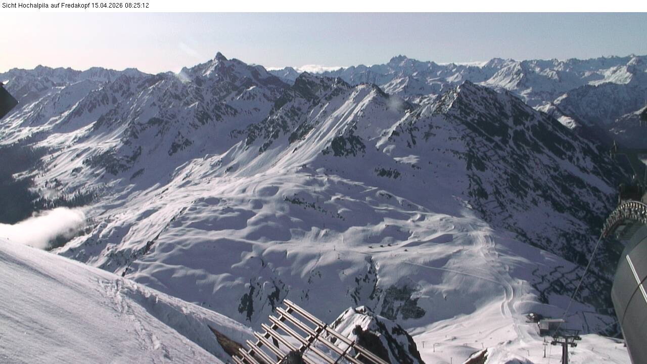 Archived image Webcam Hochalpila Gondola 
