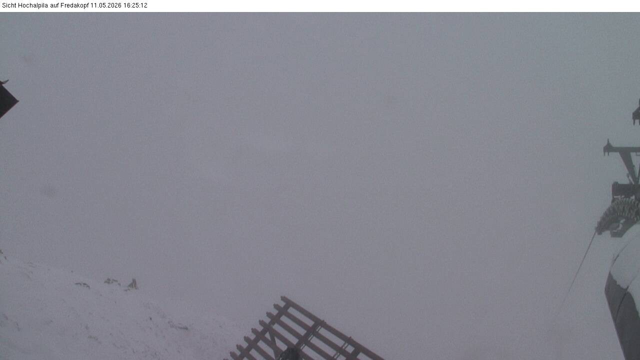 Archived image Webcam Hochalpila Gondola 