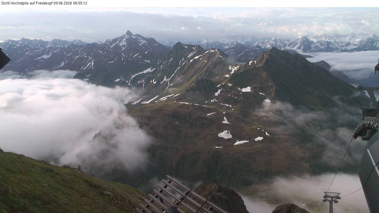 Archived image Webcam Hochalpila Gondola 