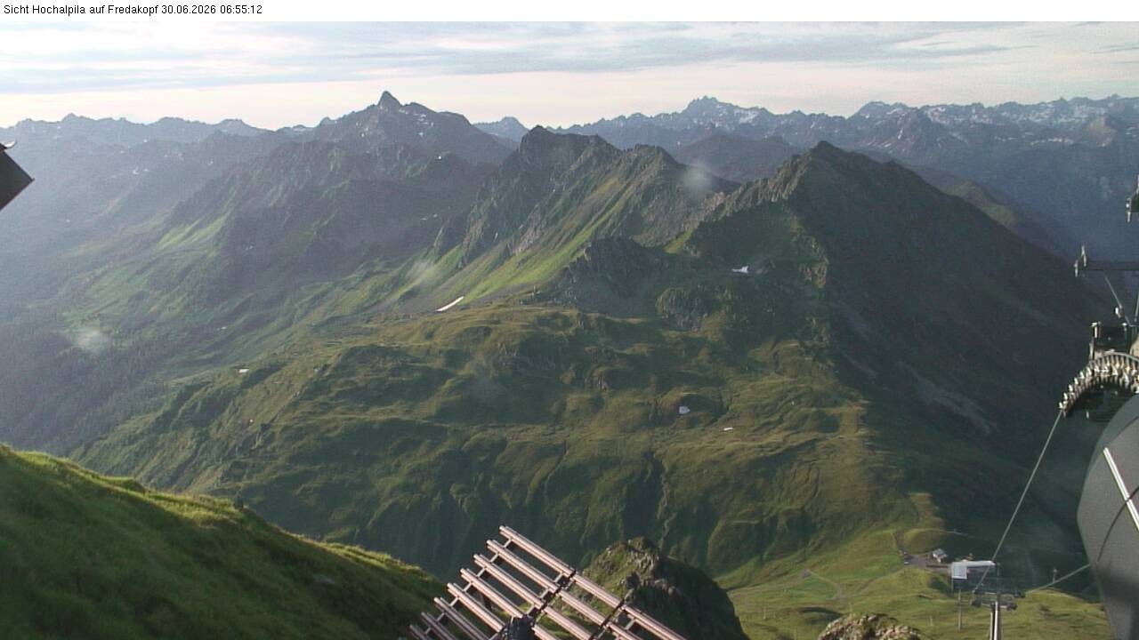 Archived image Webcam Hochalpila Gondola 
