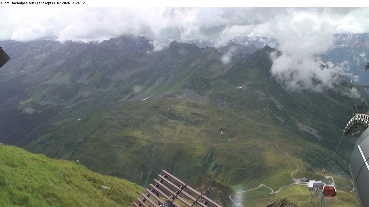 Archived image Webcam Hochalpila Gondola 