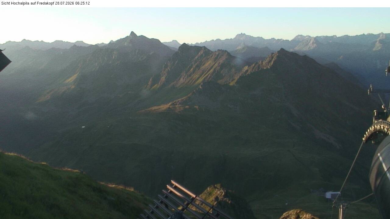 Archived image Webcam Hochalpila Gondola 