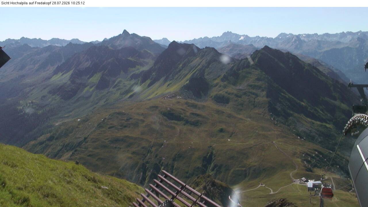 Archived image Webcam Hochalpila Gondola 