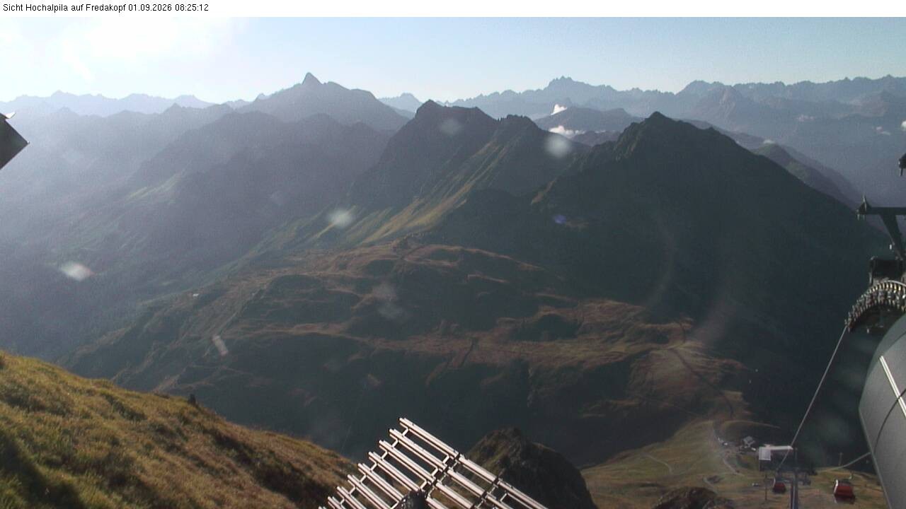 Archived image Webcam Hochalpila Gondola 
