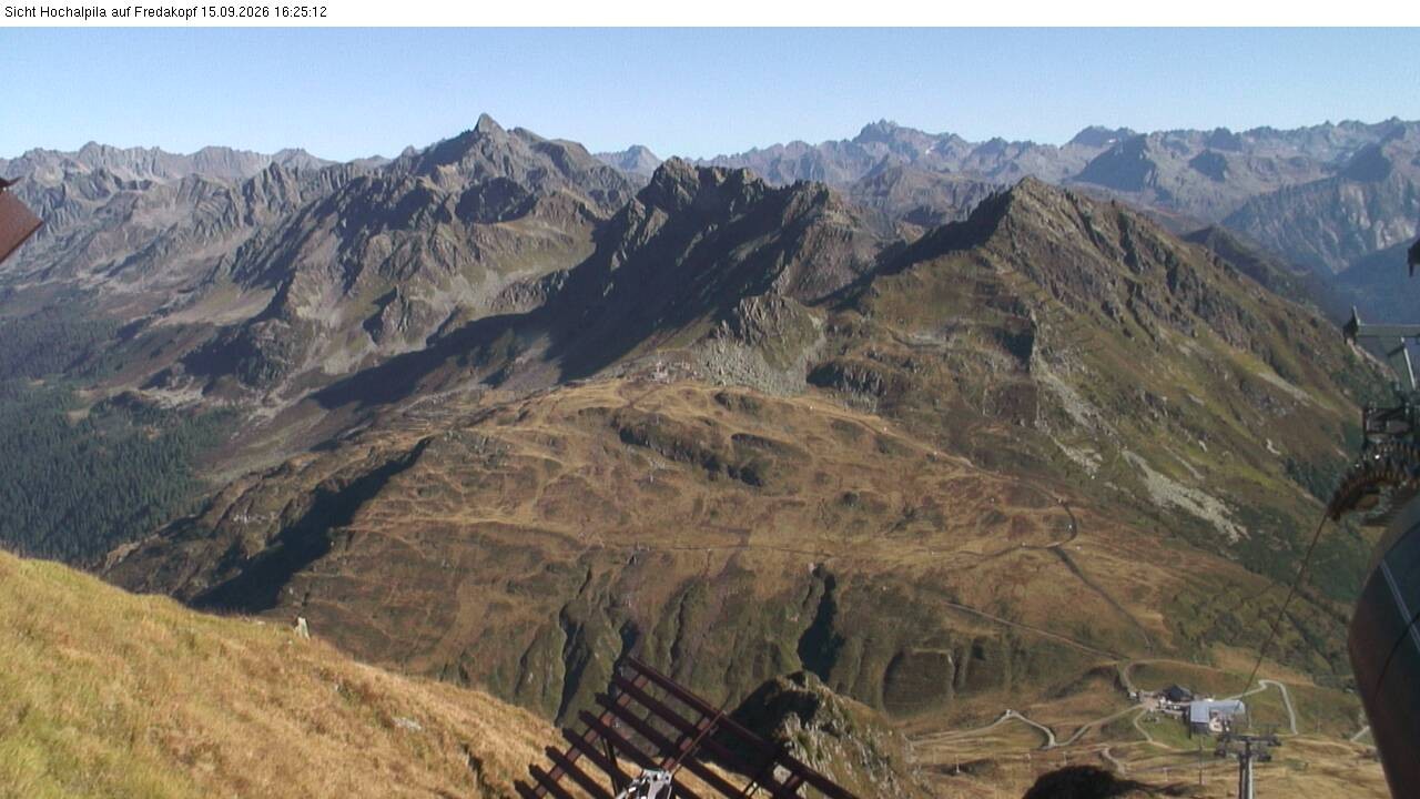 Archived image Webcam Hochalpila Gondola 