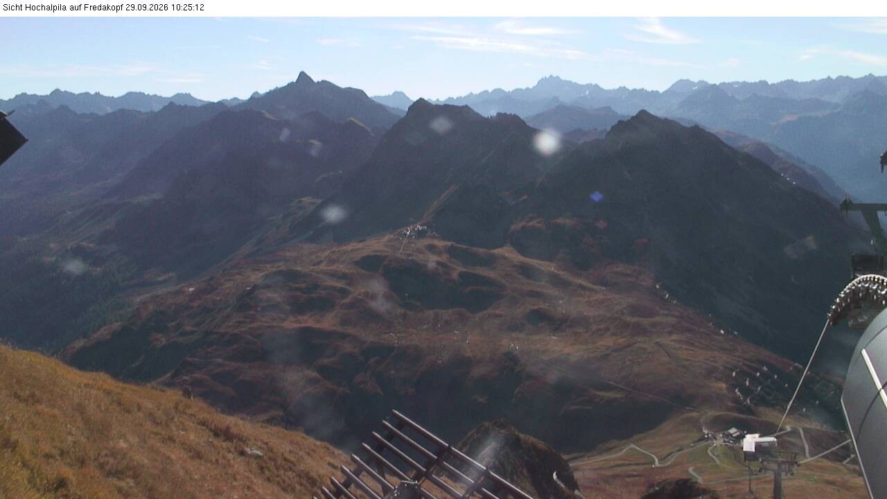 Archived image Webcam Hochalpila Gondola 