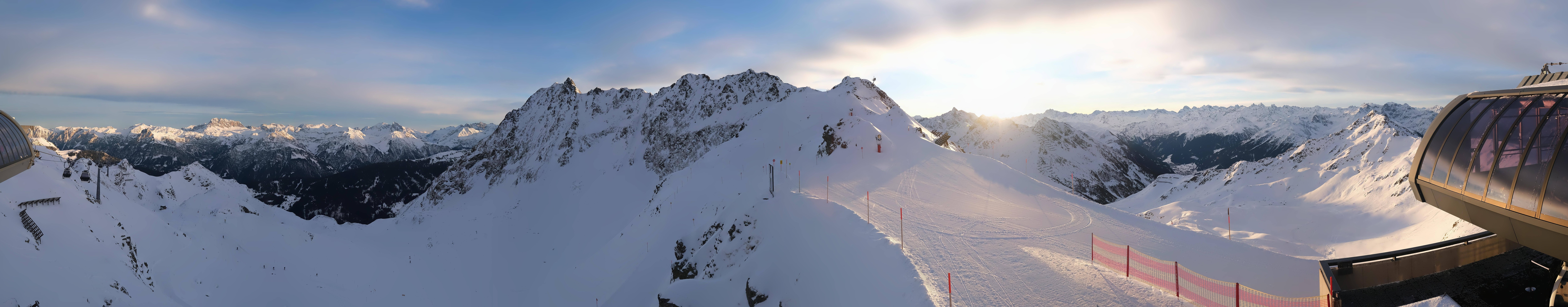 Archiv Foto Webcam Panorama Bahn - Silvretta Montafon