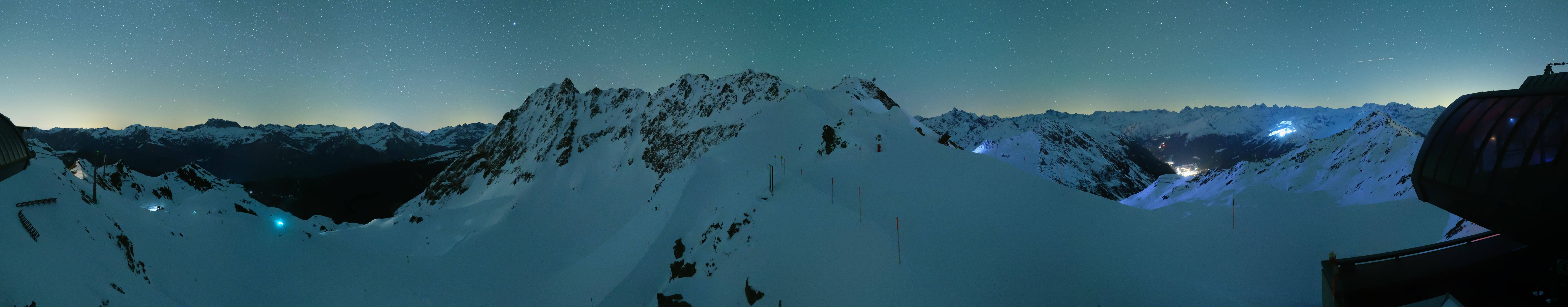 Archived image Webcam Panorama Gondola - Silvretta Montafon