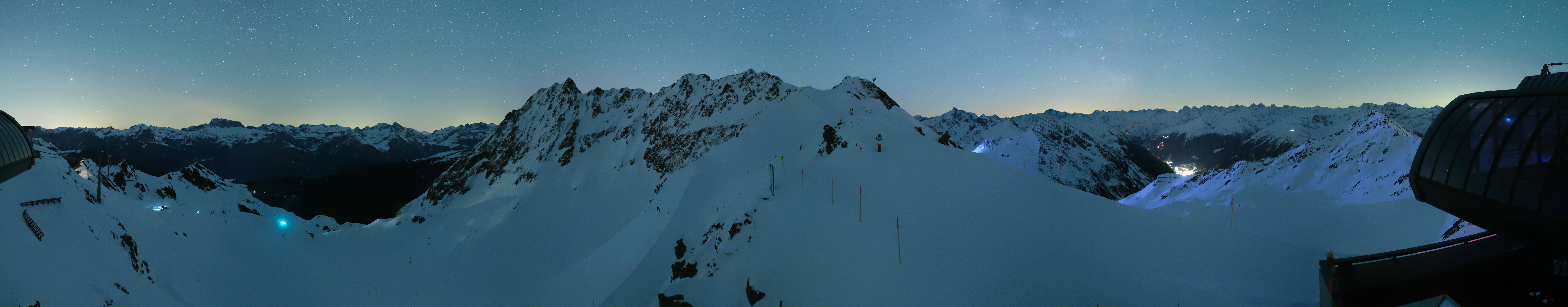 Archived image Webcam Panorama Gondola - Silvretta Montafon