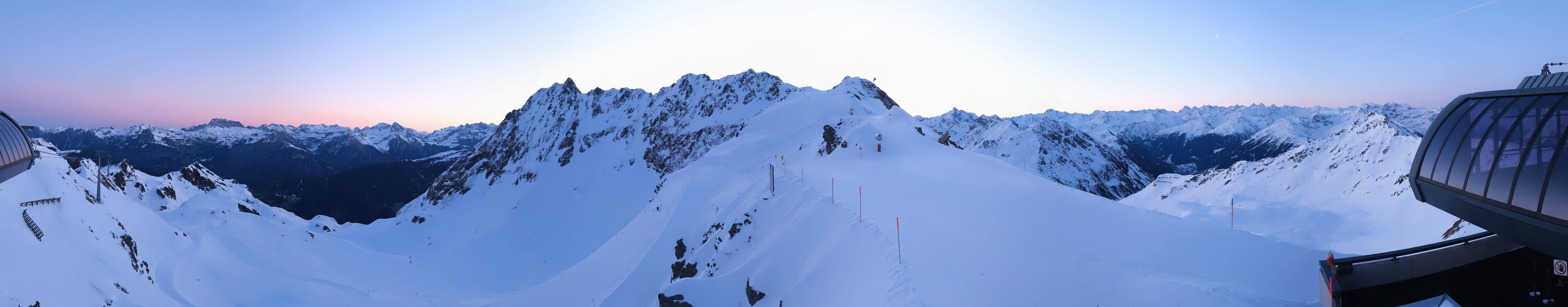 Archived image Webcam Panorama Gondola - Silvretta Montafon