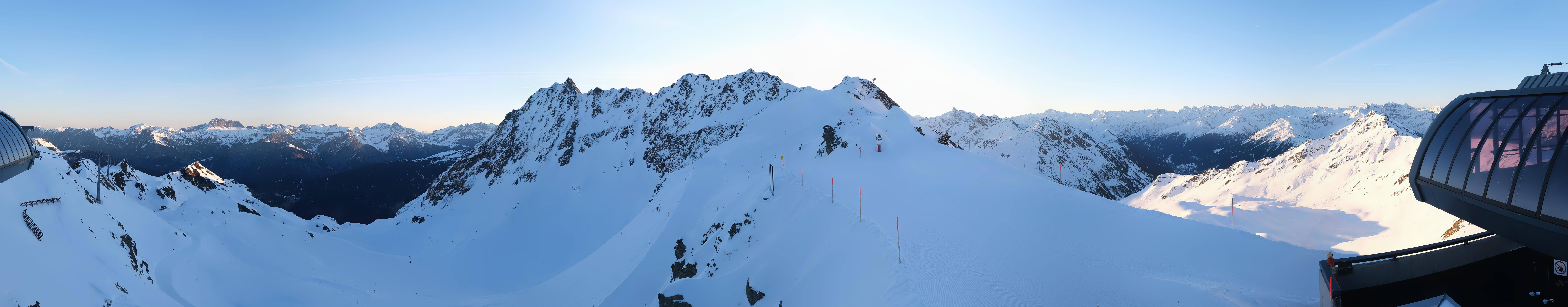 Archived image Webcam Panorama Gondola - Silvretta Montafon