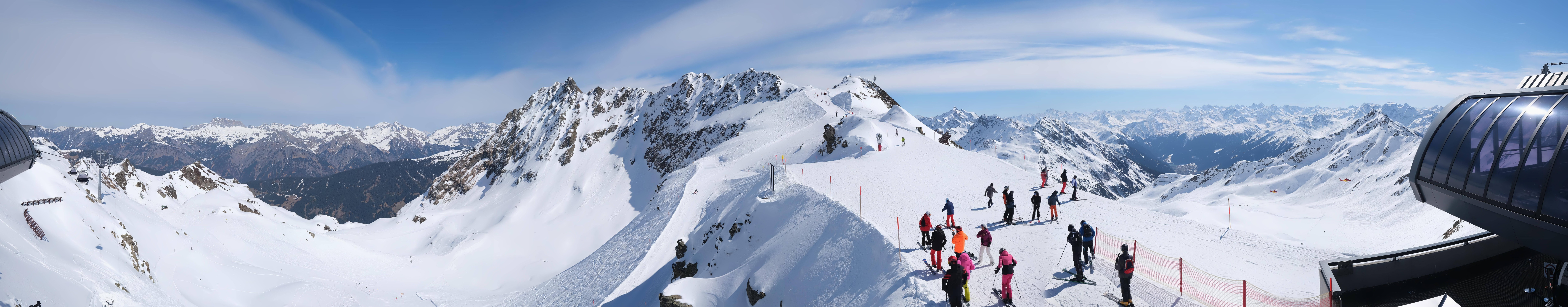 Archived image Webcam Panorama Gondola - Silvretta Montafon