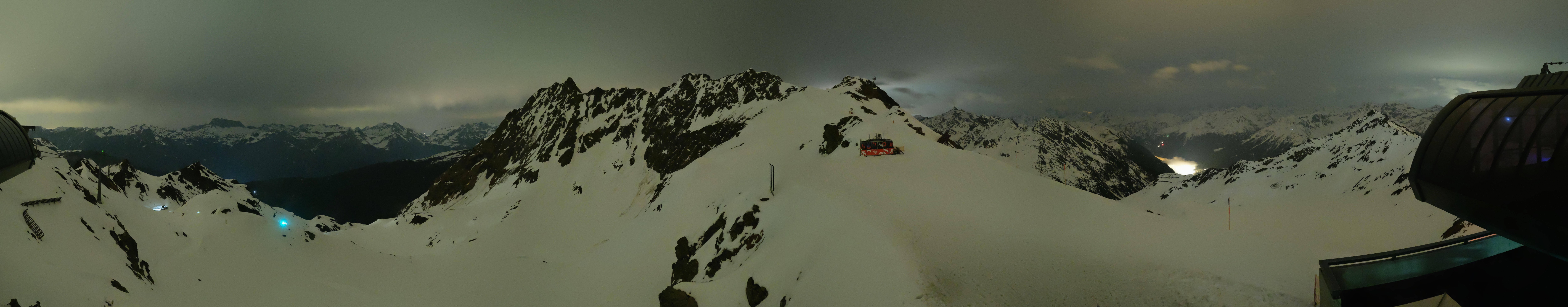 Archived image Webcam Panorama Gondola - Silvretta Montafon