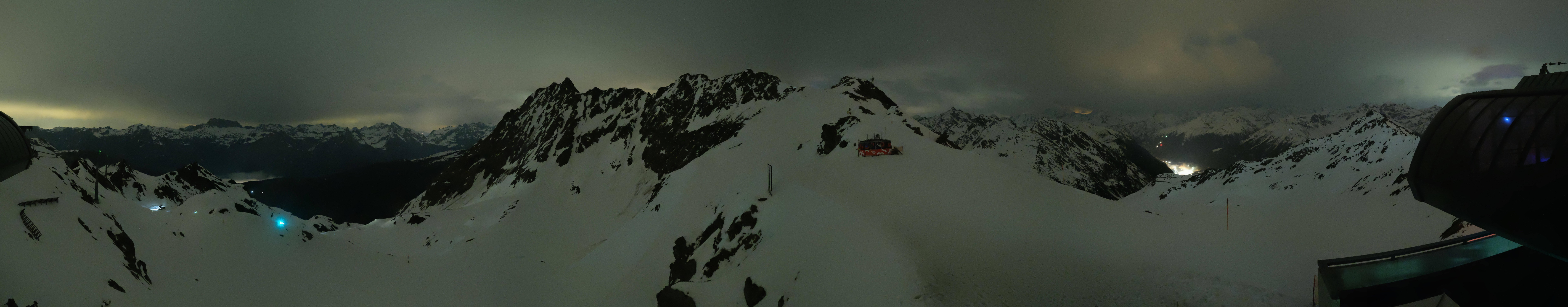 Archived image Webcam Panorama Gondola - Silvretta Montafon