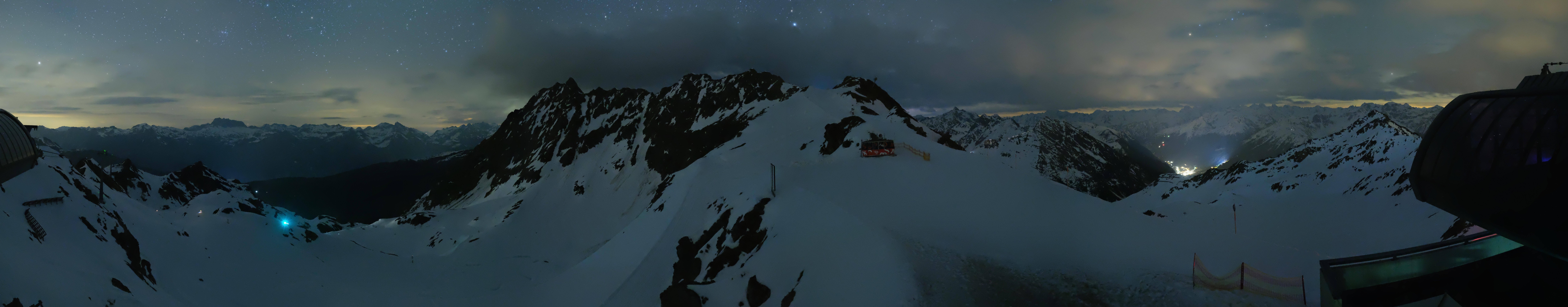 Archived image Webcam Panorama Gondola - Silvretta Montafon