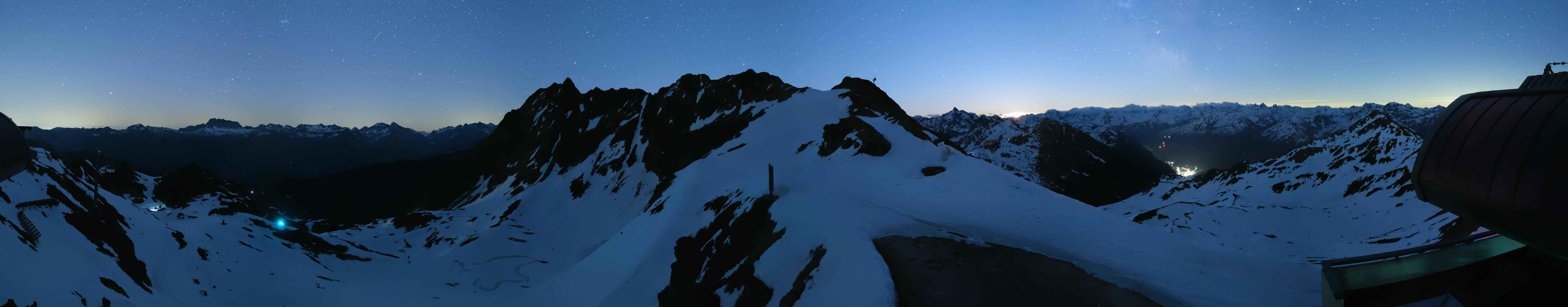 Archived image Webcam Panorama Gondola - Silvretta Montafon