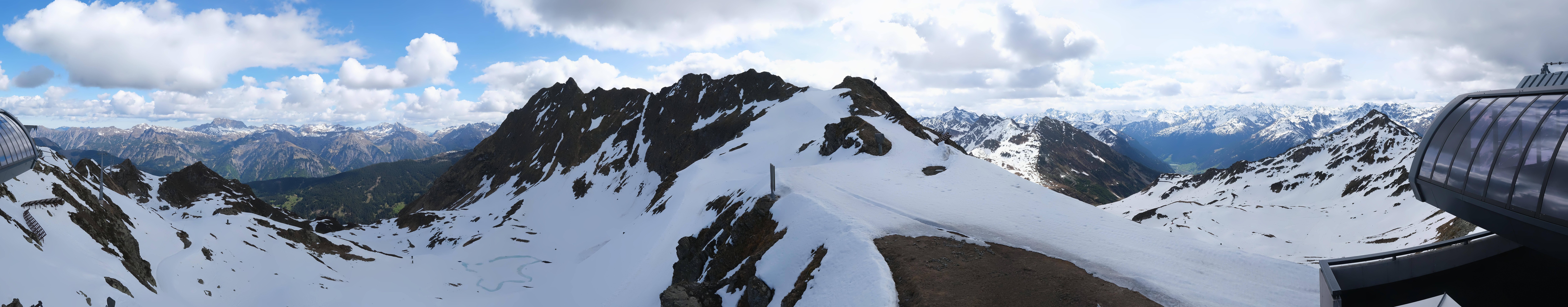 Archived image Webcam Panorama Gondola - Silvretta Montafon