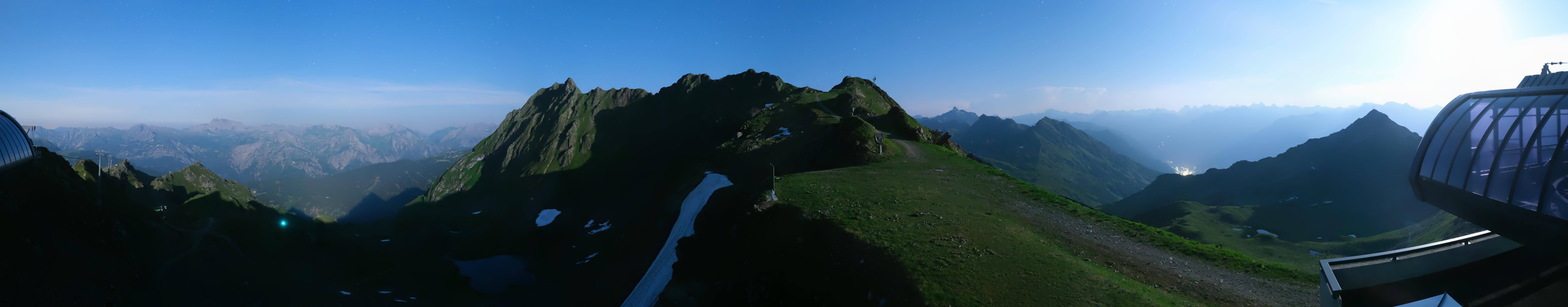 Archived image Webcam Panorama Gondola - Silvretta Montafon