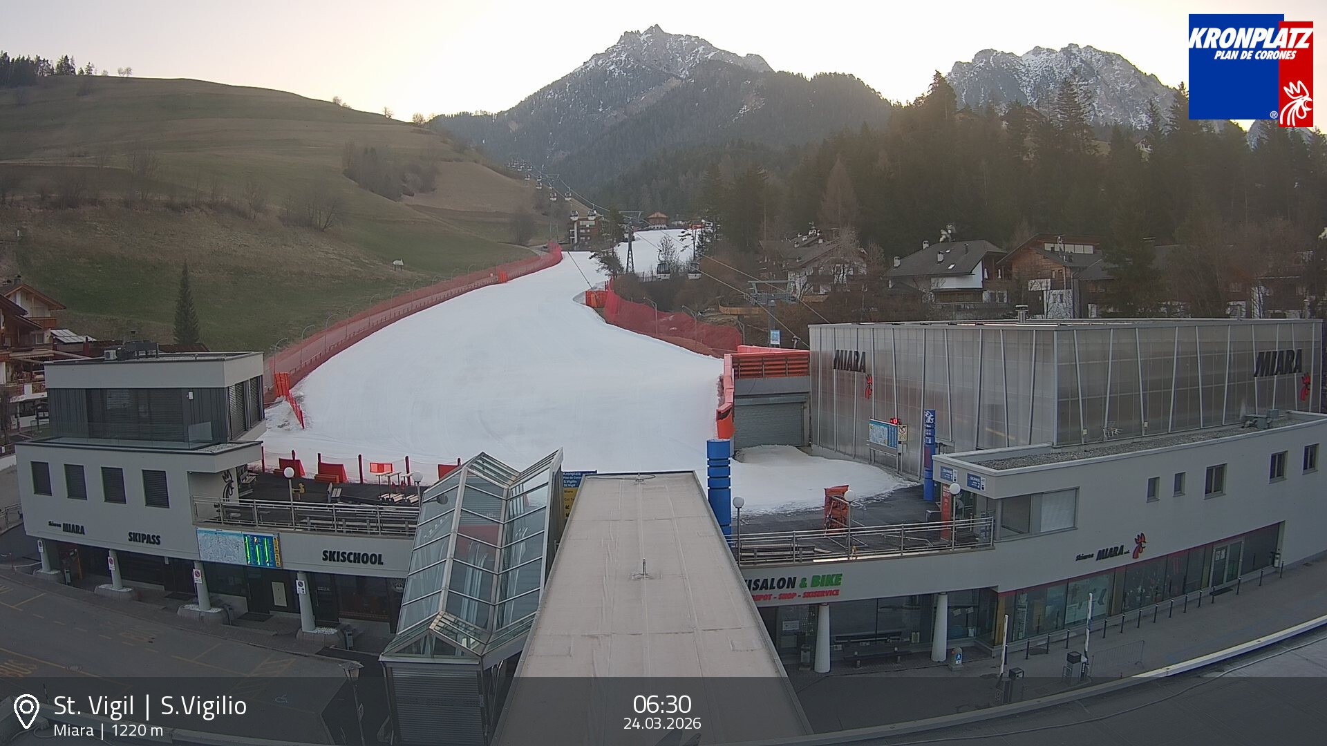 Archived image Webcam Base station Miara, Plan de Corones