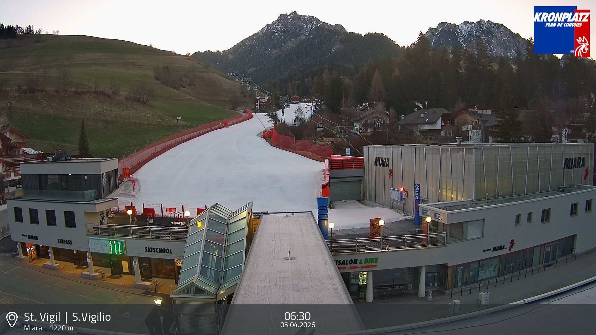 Archived image Webcam Base station Miara, Plan de Corones