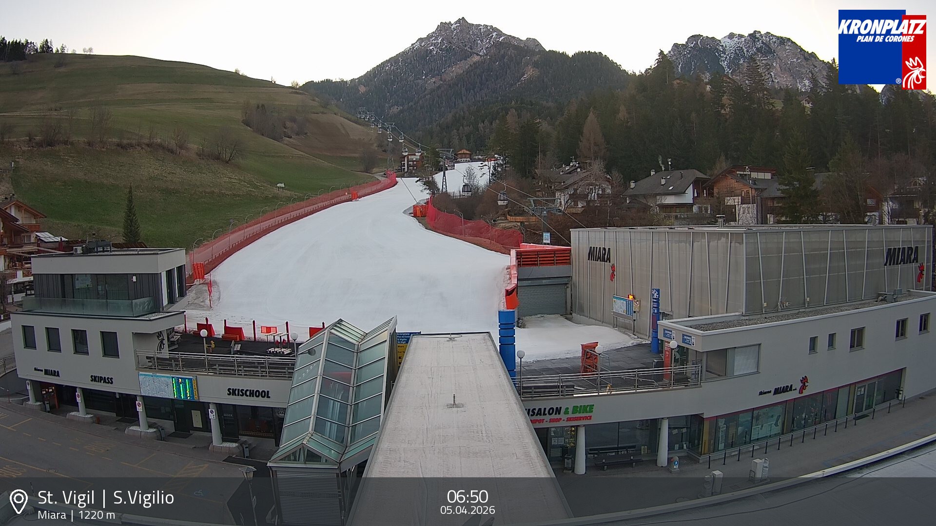 Archived image Webcam Base station Miara, Plan de Corones