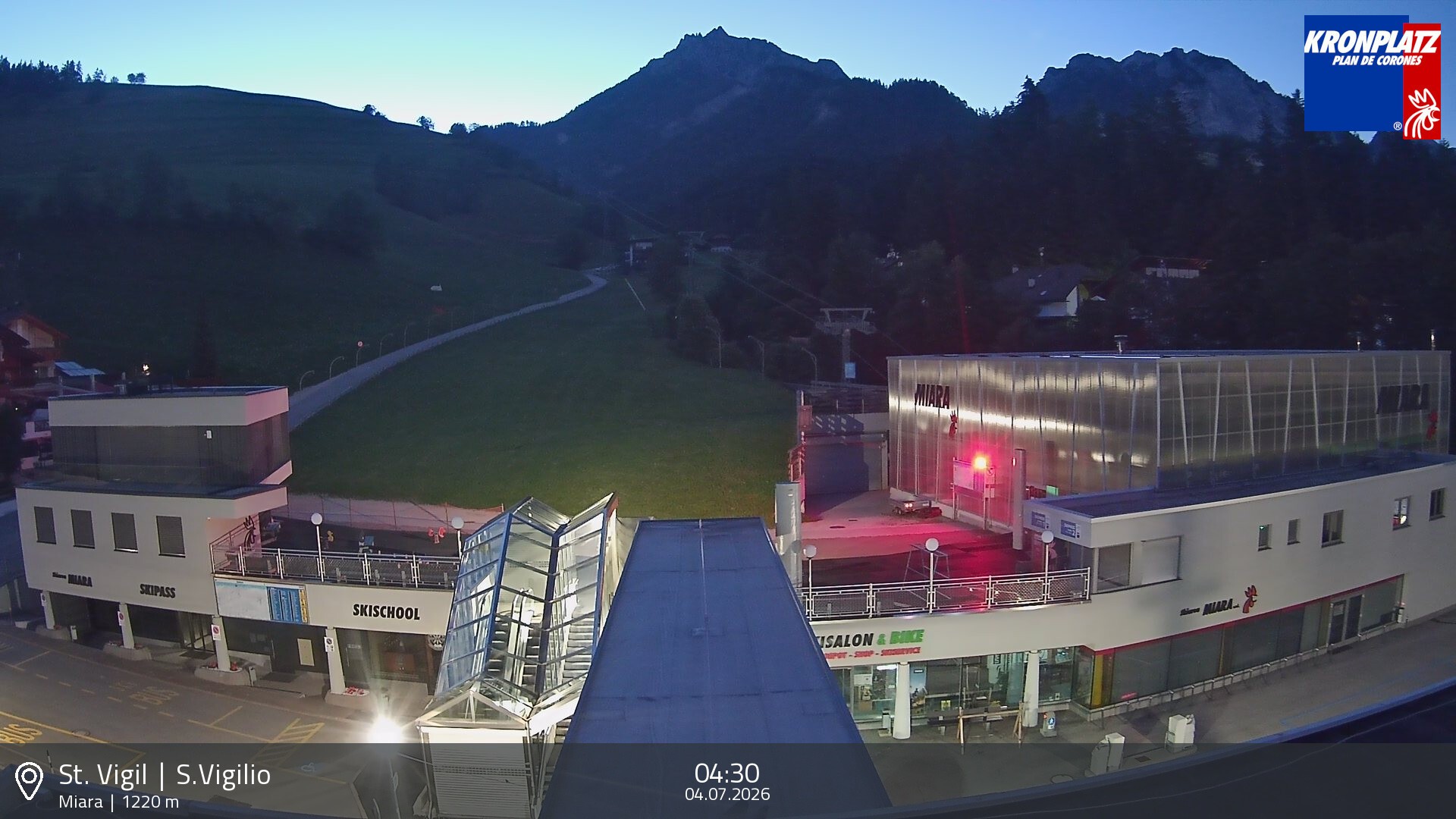 Archived image Webcam Base station Miara, Plan de Corones