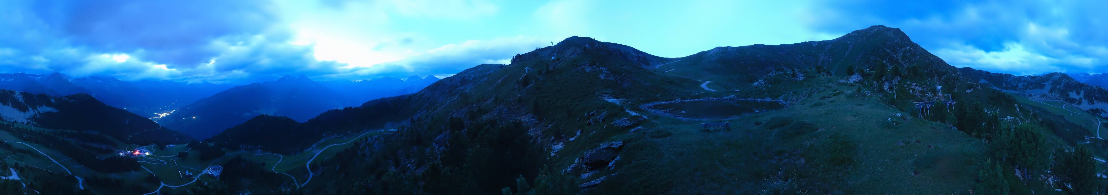 Archiv Foto Webcam Speikboden: Ausblick See und Waldrutschenpark