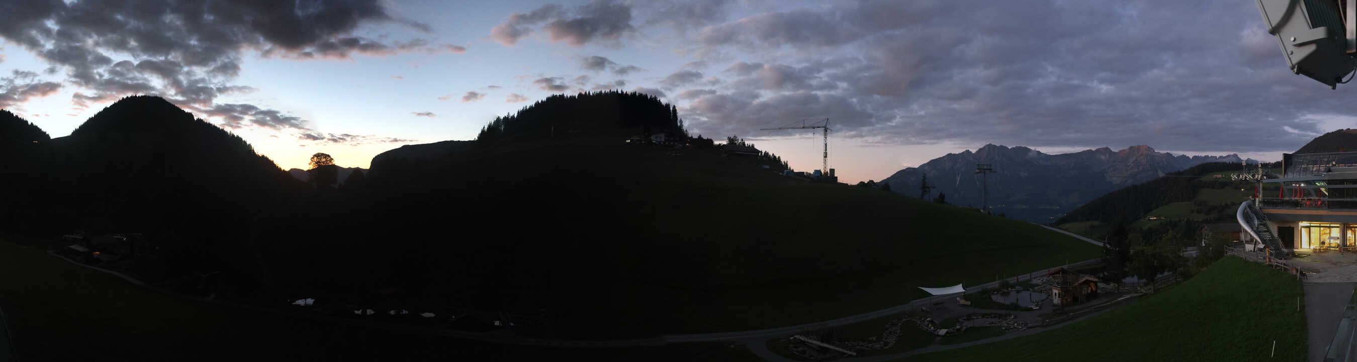 Archiv Foto Webcam Mittelstation Söll, Brixental