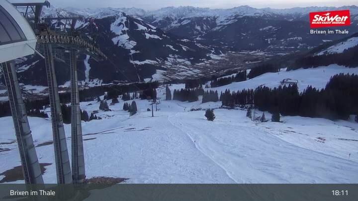 Archived image Webcam Top station Jochbahn, Brixen im Thale