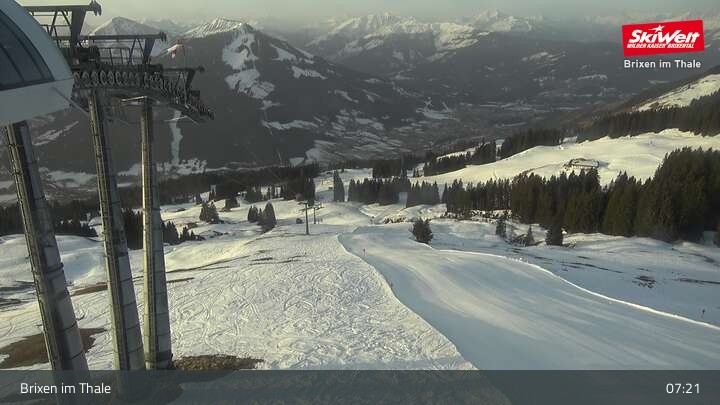 Archiv Foto Webcam Bergstation Jochbahn, Brixen im Thale