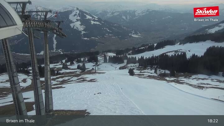 Archiv Foto Webcam Bergstation Jochbahn, Brixen im Thale