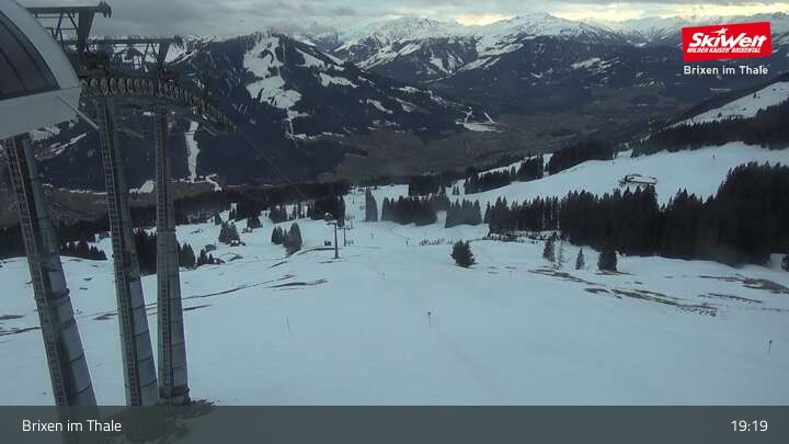 Archiv Foto Webcam Bergstation Jochbahn, Brixen im Thale