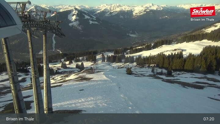 Archiv Foto Webcam Bergstation Jochbahn, Brixen im Thale