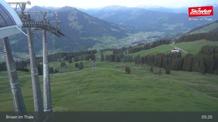 Archiv Foto Webcam Bergstation Jochbahn, Brixen im Thale