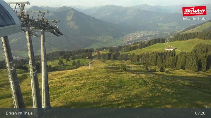 Archiv Foto Webcam Bergstation Jochbahn, Brixen im Thale