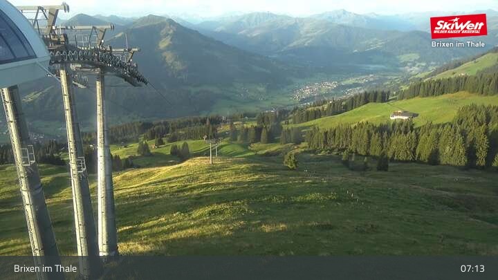 Archiv Foto Webcam Bergstation Jochbahn, Brixen im Thale
