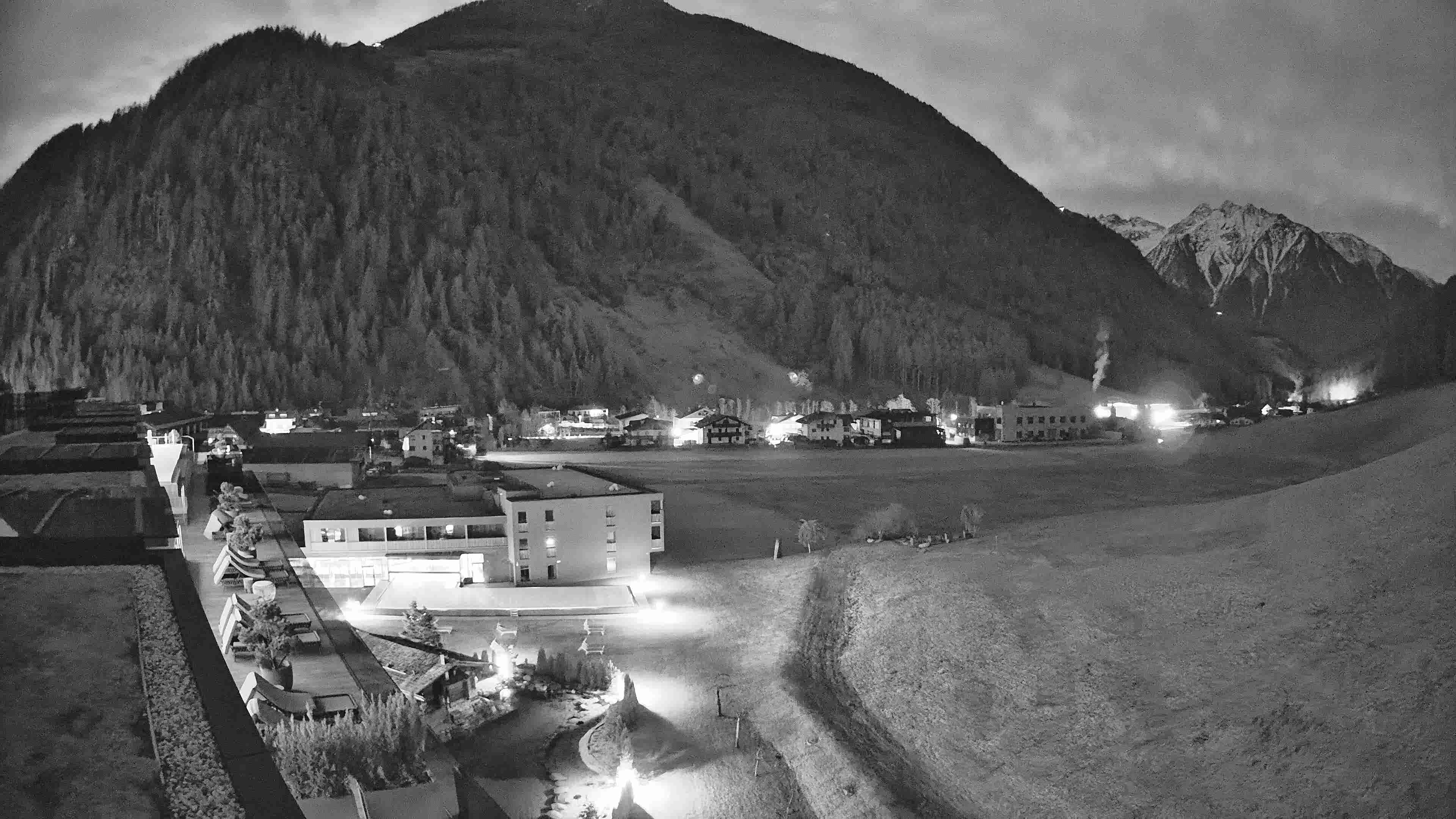 Archiv Foto Webcam Hotel Schwarzenstein/ Tauferer Ahrntal