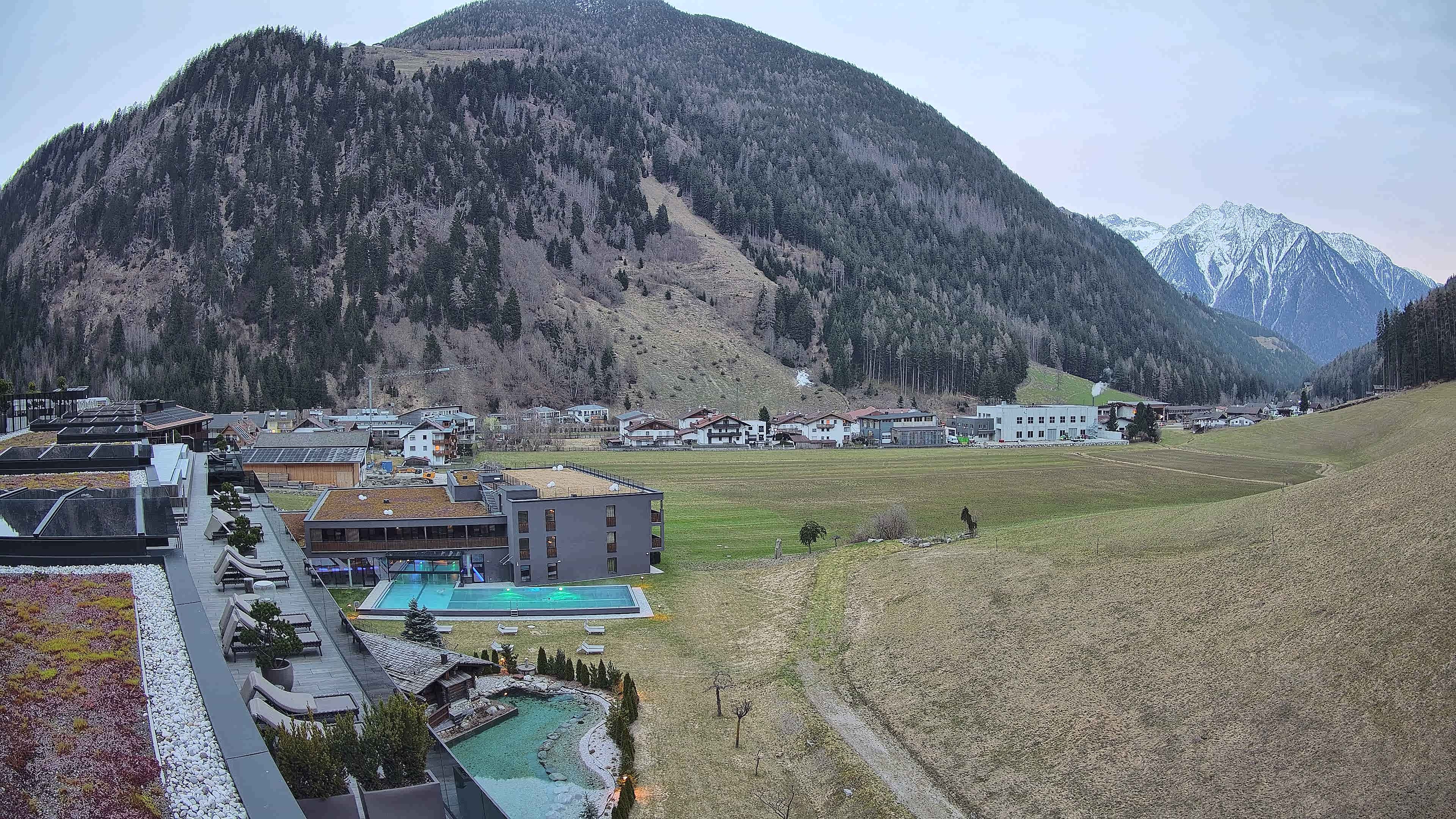 Archiv Foto Webcam Hotel Schwarzenstein/ Tauferer Ahrntal