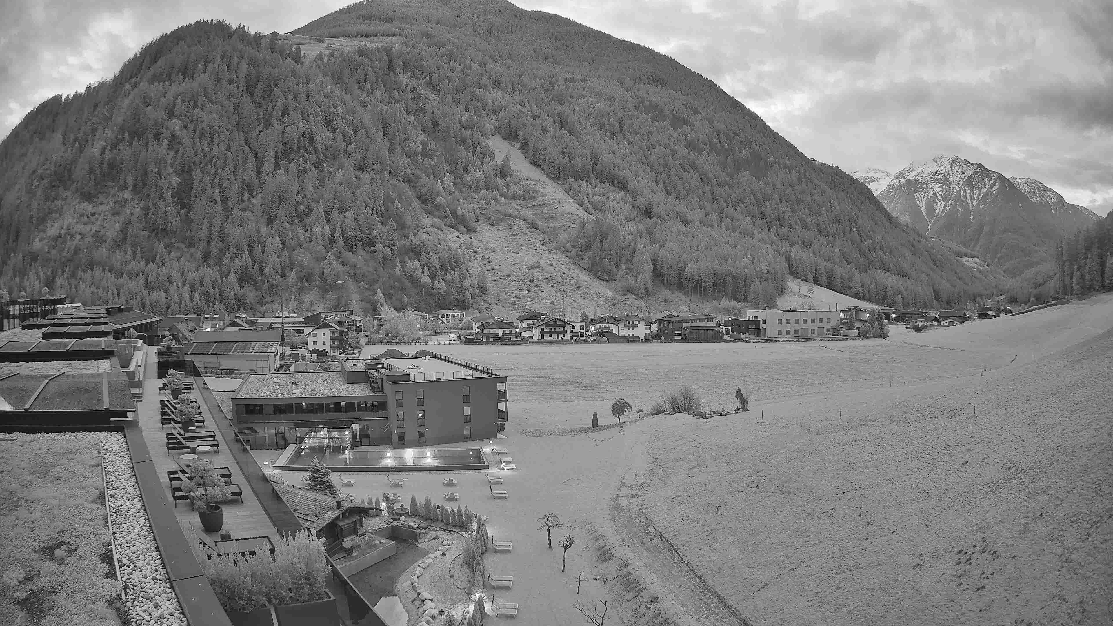 Archiv Foto Webcam Hotel Schwarzenstein/ Tauferer Ahrntal