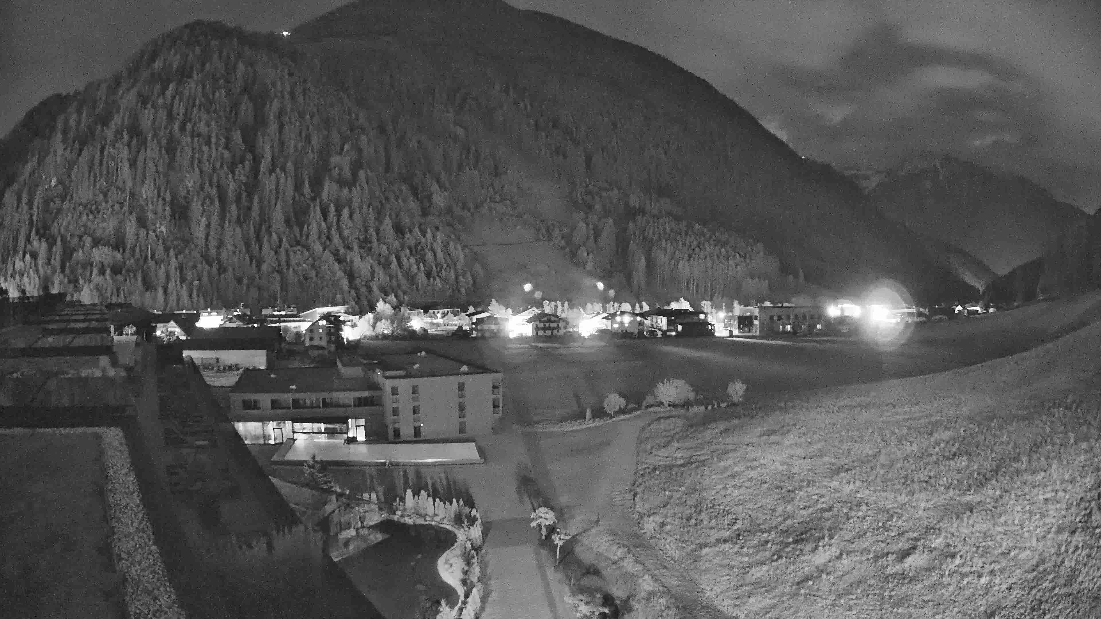 Archiv Foto Webcam Hotel Schwarzenstein/ Tauferer Ahrntal