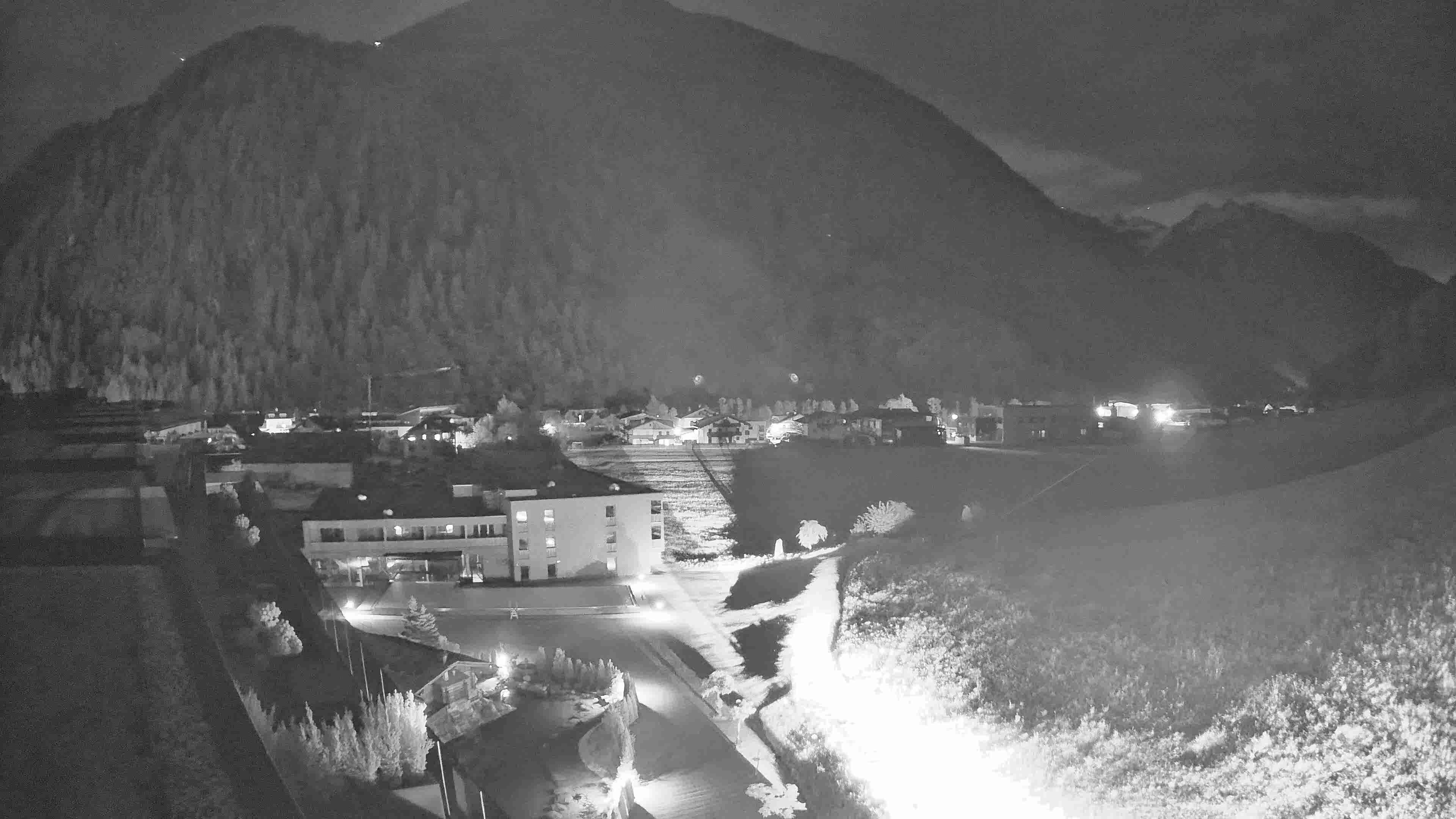 Archiv Foto Webcam Hotel Schwarzenstein/ Tauferer Ahrntal
