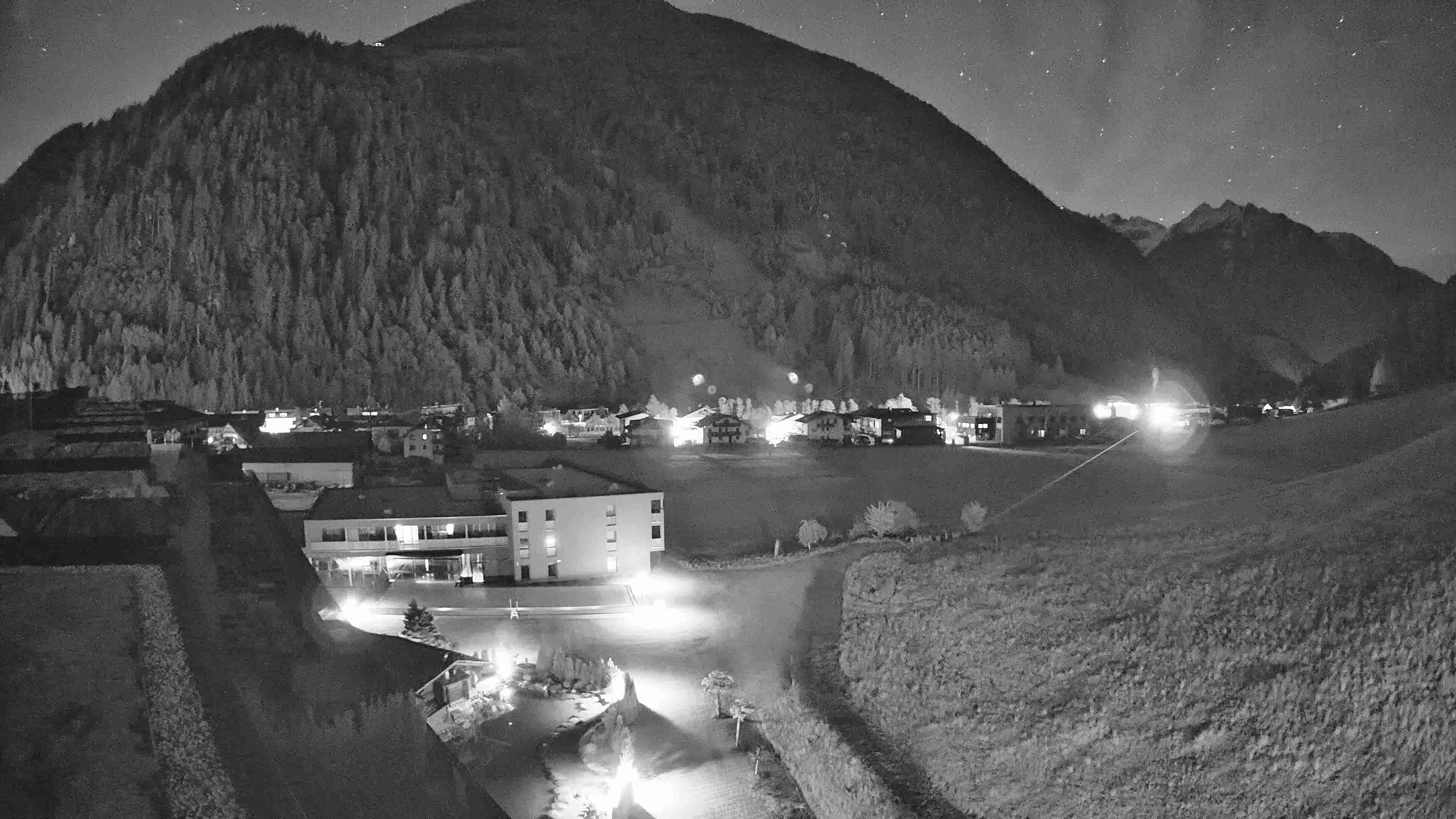 Archiv Foto Webcam Hotel Schwarzenstein/ Tauferer Ahrntal