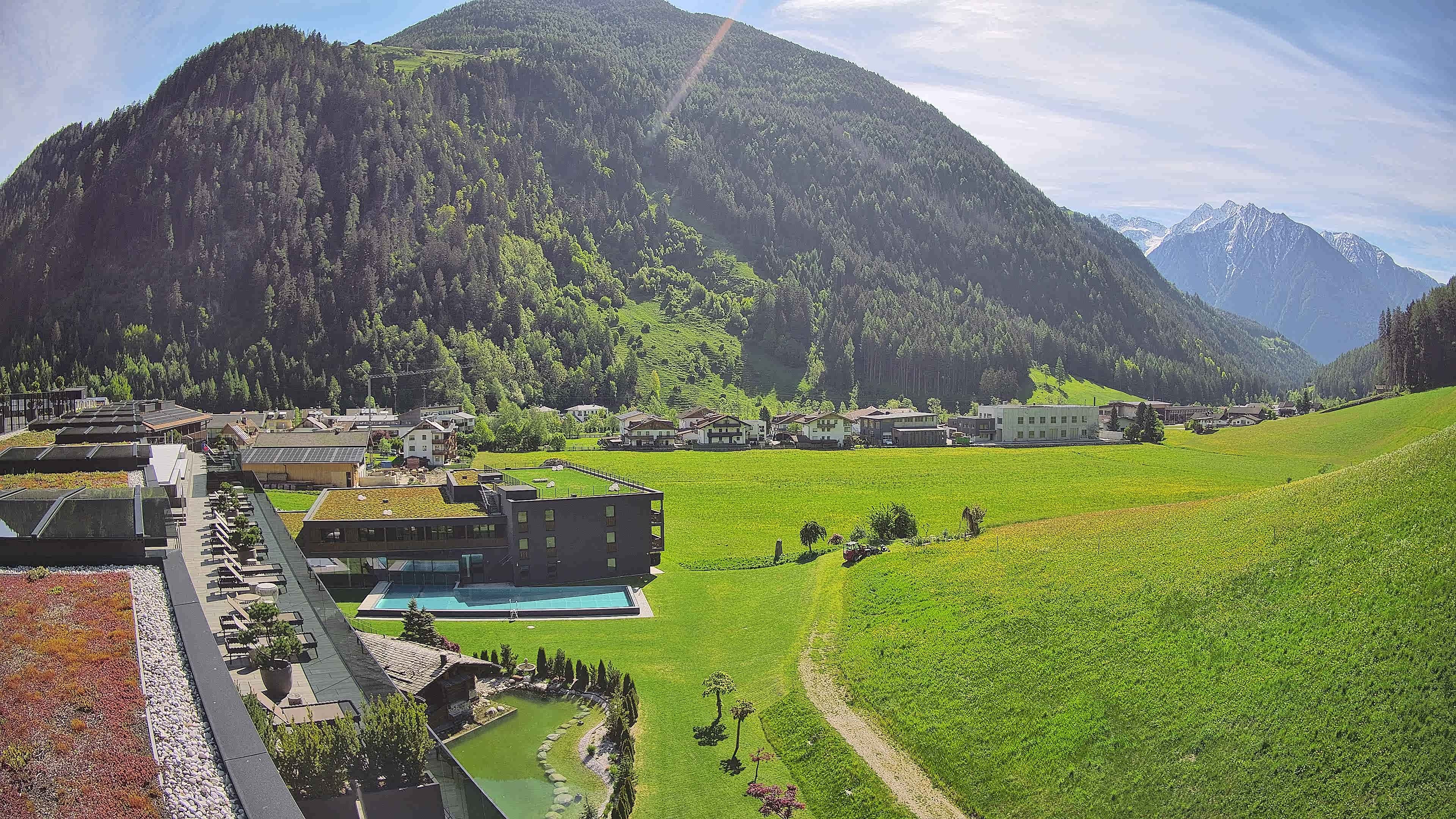 Archiv Foto Webcam Hotel Schwarzenstein/ Tauferer Ahrntal